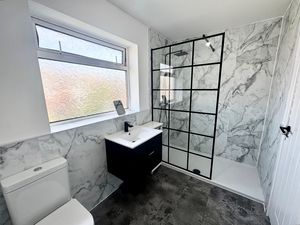 Photo 16- click for photo gallery